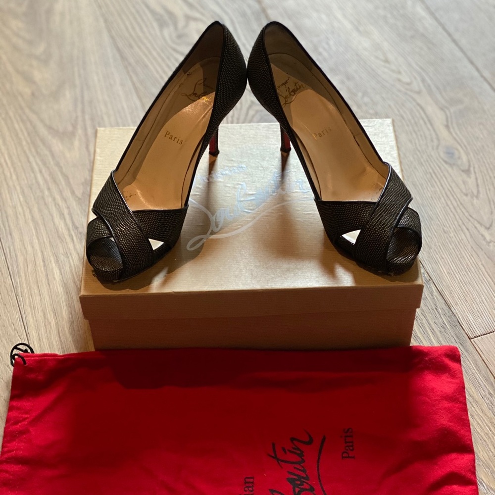 Christian Louboutin Shelley Orlato size 6.5
